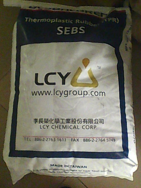 高相容性SEBS 李长荣化工9551苯乙烯含量33%弹性体颗粒塑料在改性应用中的优势